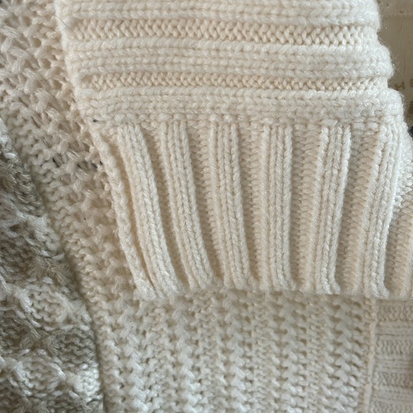 Arizona cream & taupe button down cardigan size small - Picture 5 of 8